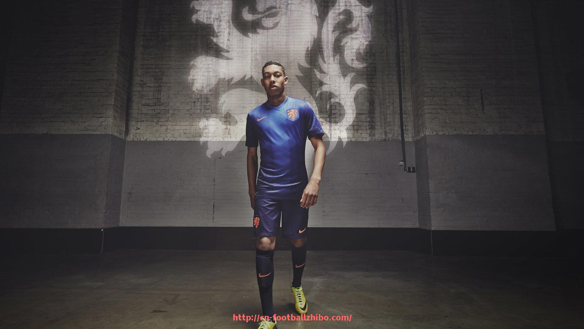 足球直播-火箭队最新总教练介绍及执教理念深度分析