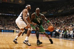 足球直播-火箭队官方图片与球员肖像高清合集